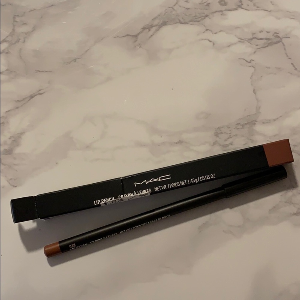 MAC Oak Lip pencil *NEW*